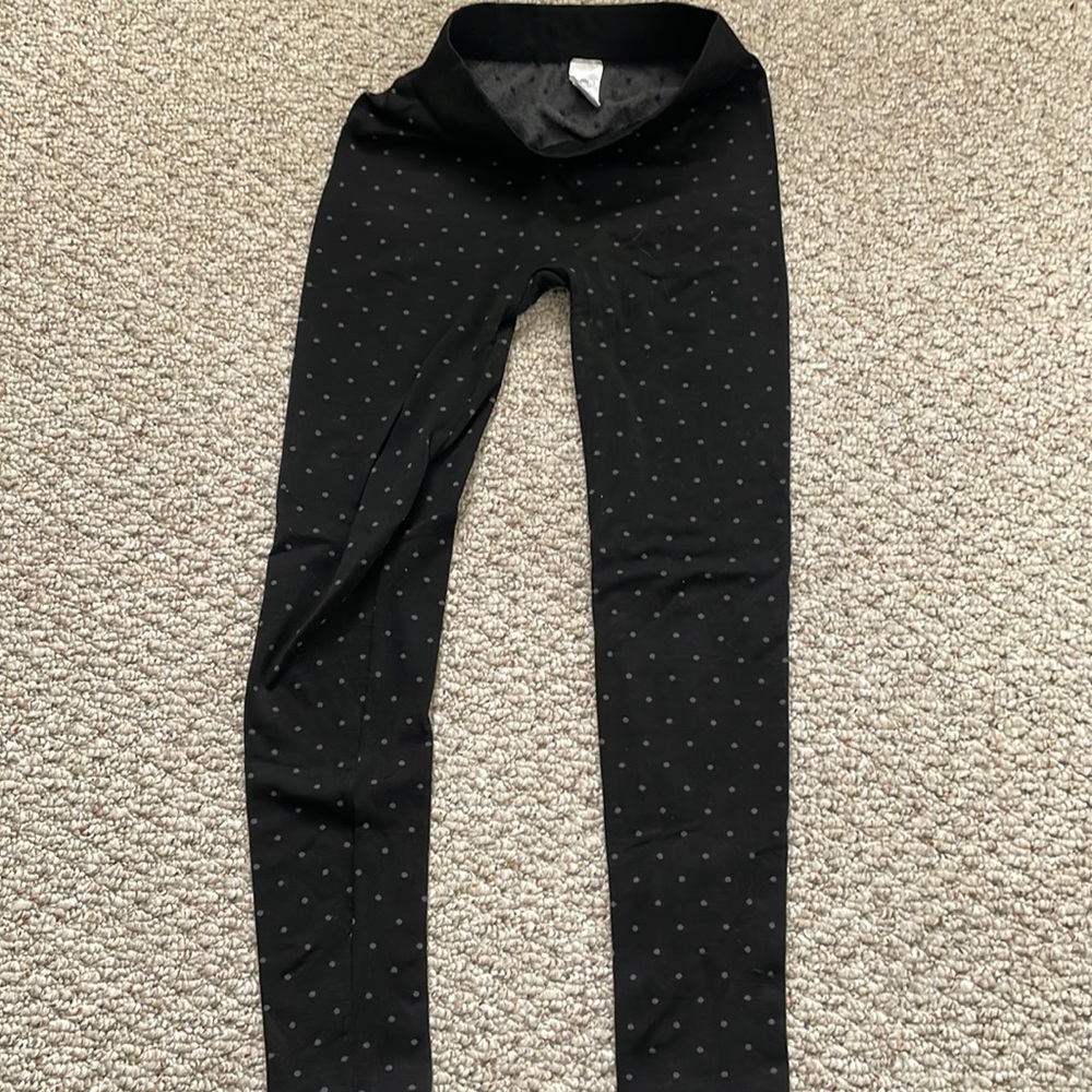 Steve Madden lined leggings with hood stretch to them.